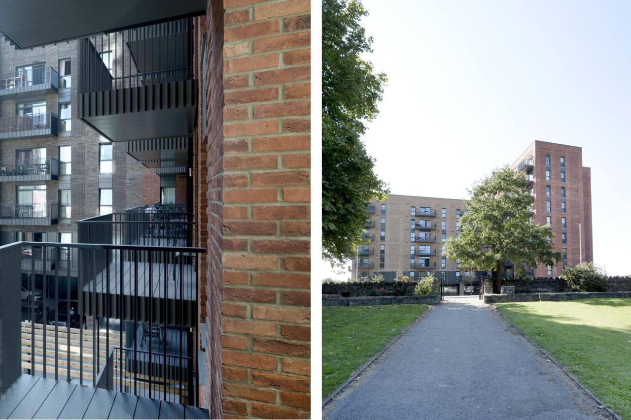 Modern Studios And Apartments At Barking Wharf In Лондон Екстериор снимка